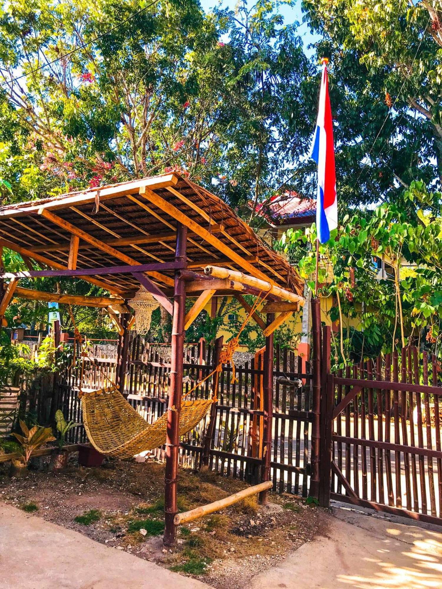 Don Leo'S Bnb Esperanza Exterior photo